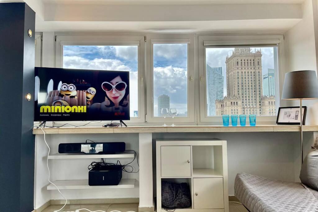 Sawa Apartment 2Xmetro Wifi 500 Mbs 50'Tv Netflix Hbo Appletv+ Warsaw Exterior photo