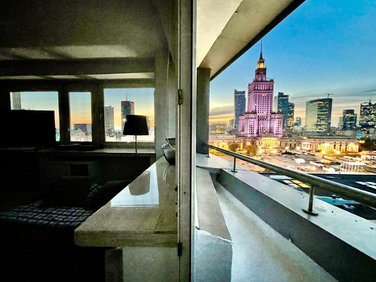 Sawa Apartment 2Xmetro Wifi 500 Mbs 50'Tv Netflix Hbo Appletv+ Warsaw Exterior photo