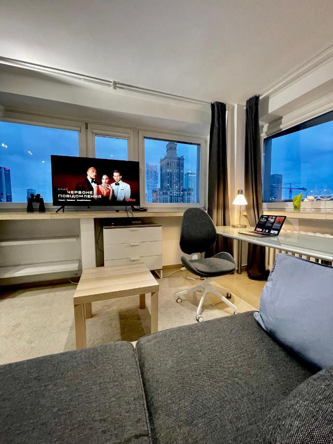 Sawa Apartment 2Xmetro Wifi 500 Mbs 50'Tv Netflix Hbo Appletv+ Warsaw Exterior photo