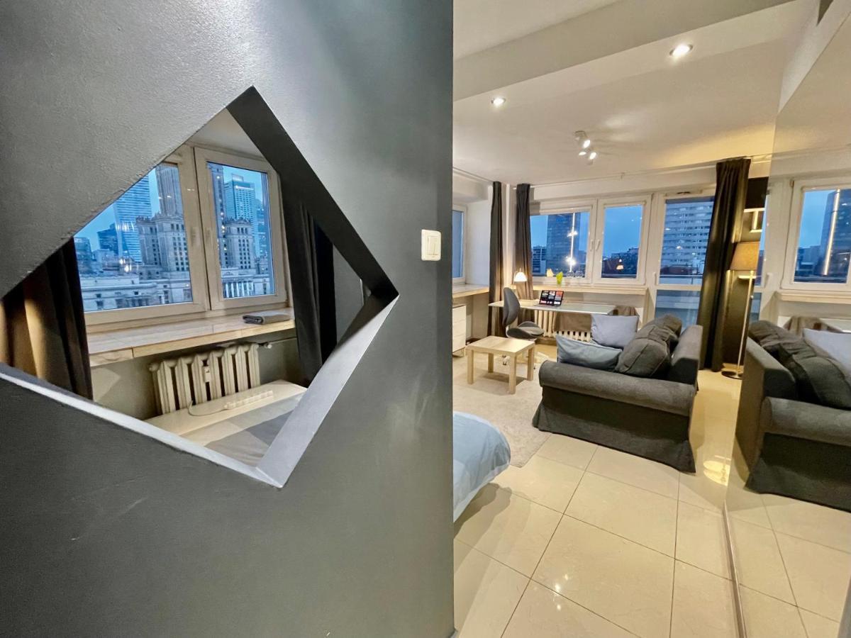 Sawa Apartment 2Xmetro Wifi 500 Mbs 50'Tv Netflix Hbo Appletv+ Warsaw Exterior photo