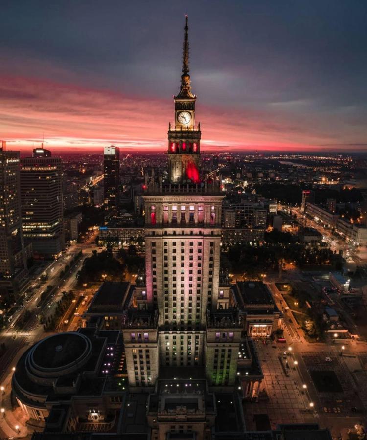 Sawa Apartment 2Xmetro Wifi 500 Mbs 50'Tv Netflix Hbo Appletv+ Warsaw Exterior photo